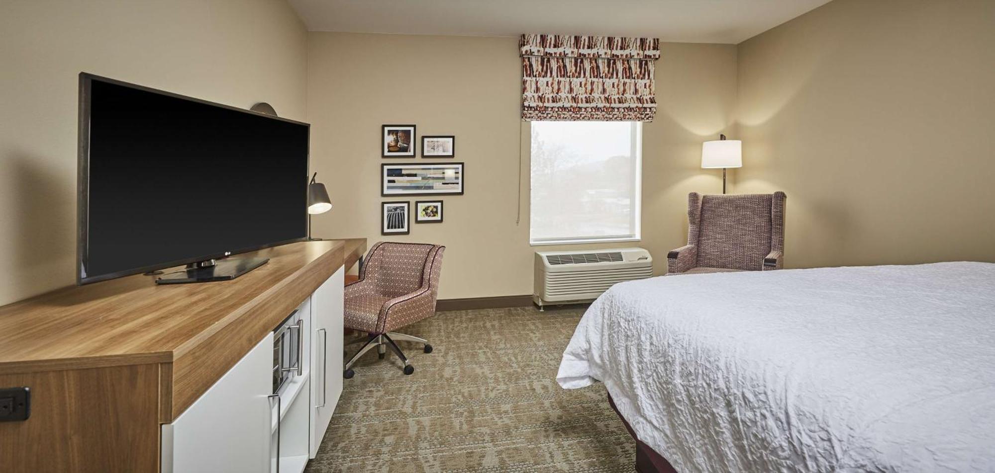 Hampton Inn & Suites Roseburg Eksteriør bilde