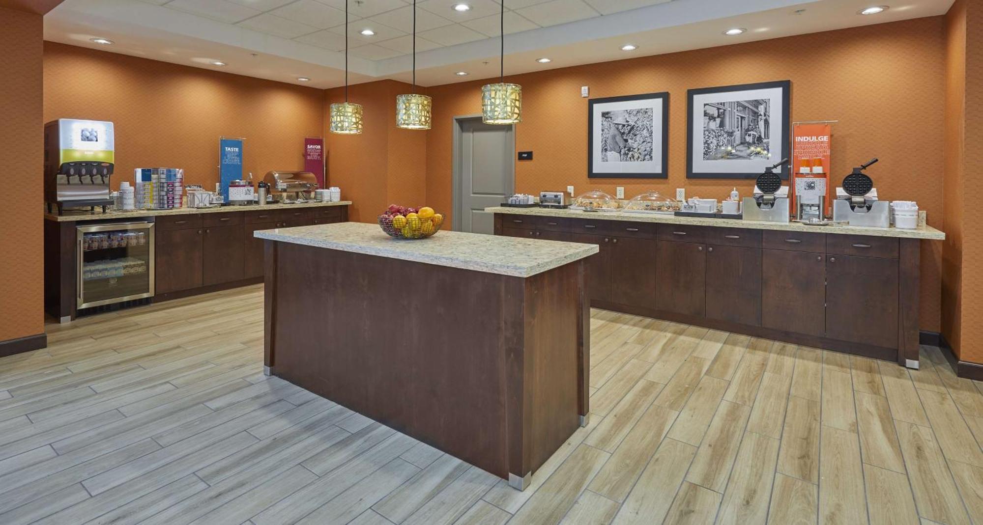 Hampton Inn & Suites Roseburg Eksteriør bilde