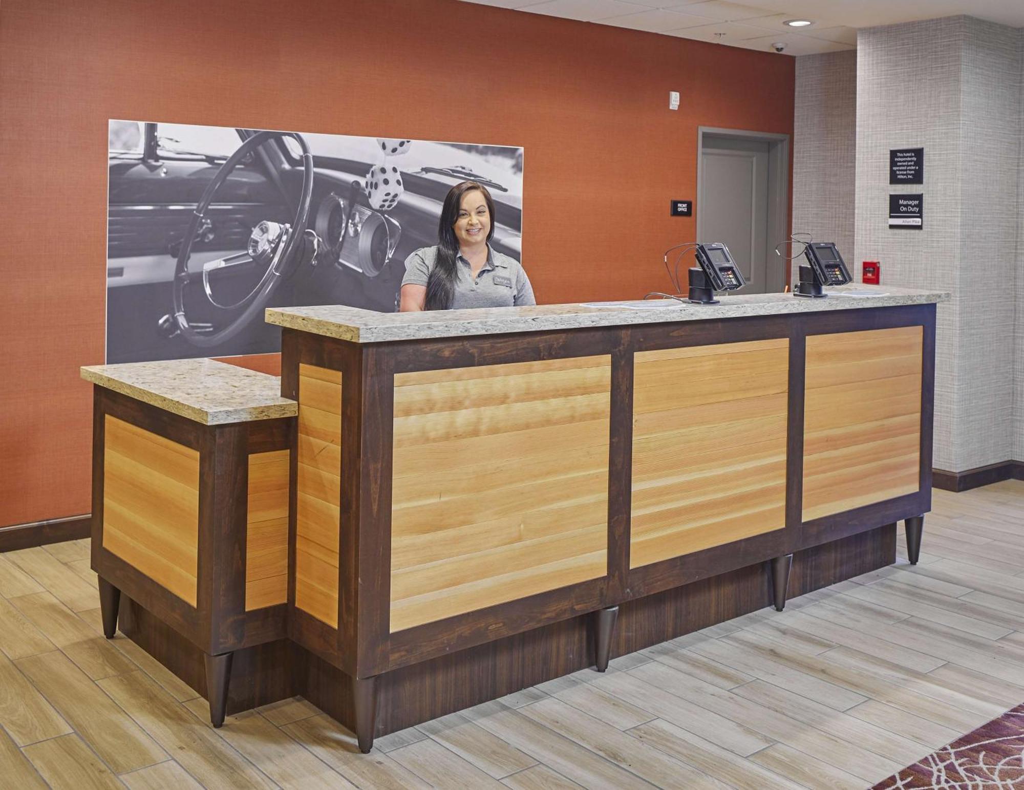 Hampton Inn & Suites Roseburg Eksteriør bilde